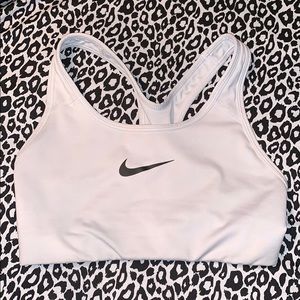White nike sports bra (size xs)